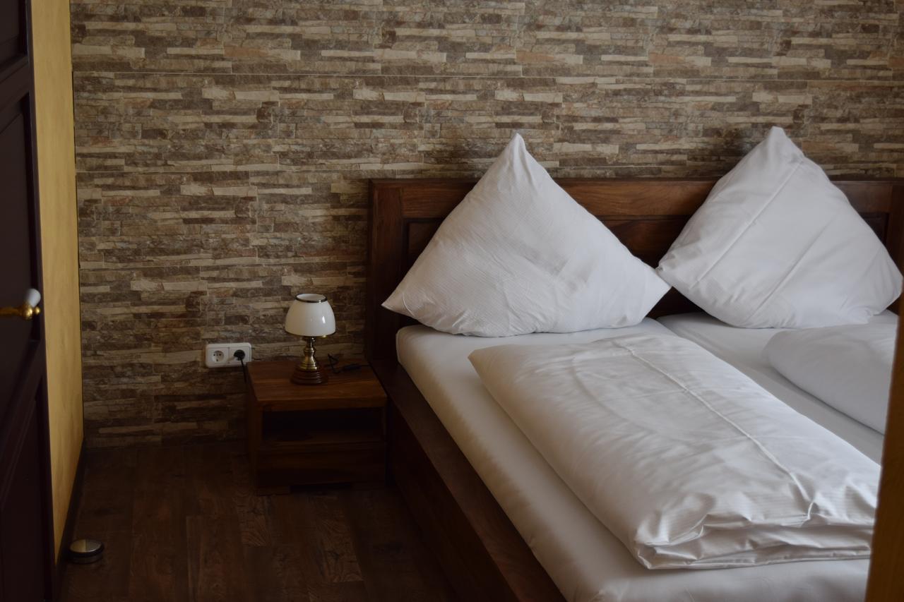 Hotel Arte Vida Ohg ชเปรมแบร์ก ภายนอก รูปภาพ